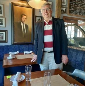 Meet your Posher, Thomas